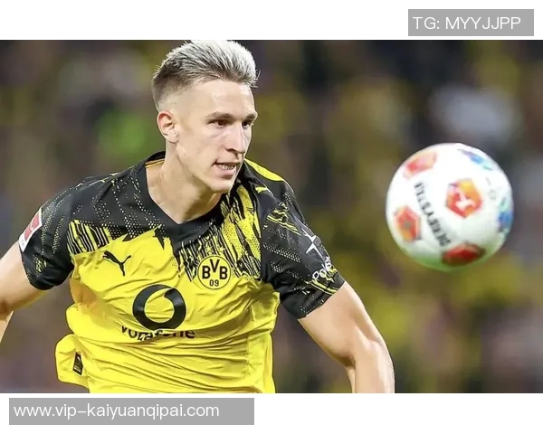 拜仁总监称施洛特贝克表现出色但对现有阵容充满信心