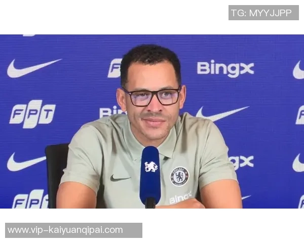 布莱顿旧将罗塞尼尔成为蓝军新帅34岁时退役经历引关注 布莱顿旧将罗塞尼尔成为蓝军新帅34岁时退役经历引关注